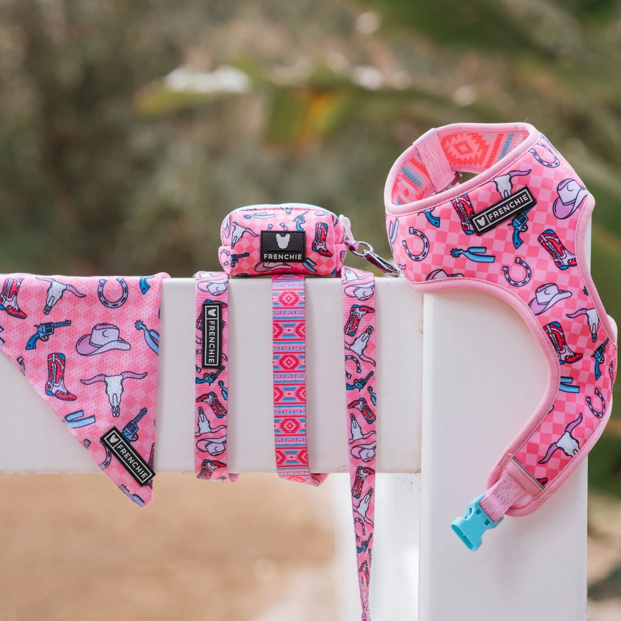 Frenchie Cooling Bandana - Wild West- Pink