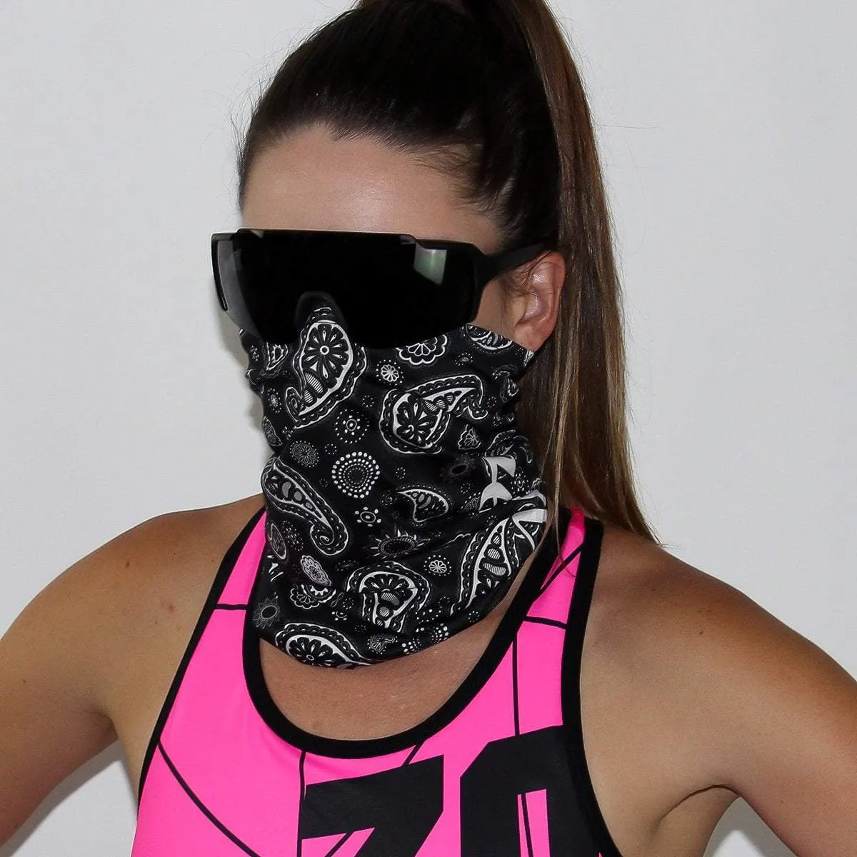 Unisex Cooling Neck Sleeve - Black Bandana