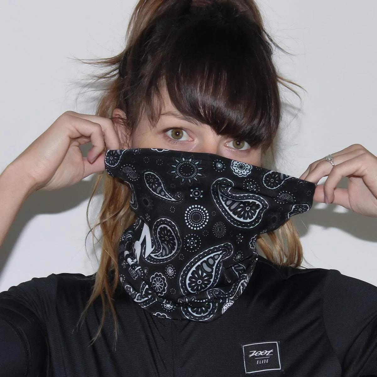 Unisex Cooling Neck Sleeve - Black Bandana